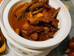 红烧鸡爪-小菜园新徽菜(镇江京口吾悦店)