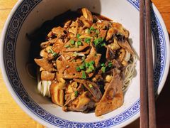 -沪西老弄堂面馆(定西路店)