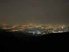 -鬼笑石后山停车场