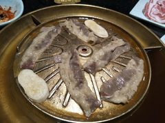 -猪啊牛呀羊啊铜盘烤肉(正大广场店)