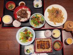 -翔峰炭火鳗鱼(悦泰街里公寓店)