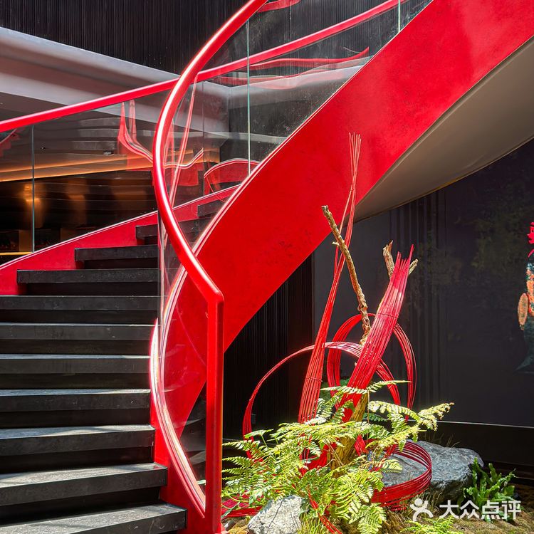 在省博这家湖北菜！吃到了越王勾践剑