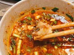 -肖肖酸萝卜鱼火锅(总店)