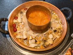 -菌自由丨野生菌火锅特色庭院餐厅(丽江古城店)