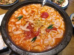 招牌石锅鱼-味仙居(环城南路店)
