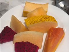 -金马门国际美食百汇(珞喻路店)