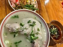 -老方桌烂蹄花川菜馆(九龙坡店)