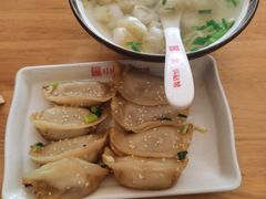 -小姜锅贴(凤凰街店)