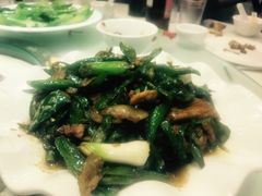 -渝君重庆火锅(嘉宾路店)