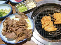 -明洞阿姨·韩式酱蟹烤肉·创意料理(三元桥店)