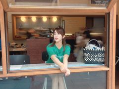 -裕兴记•蟹黄面馆(人民广场店)