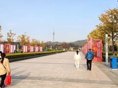 -汇泉广场