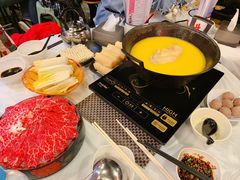 -鲜入围煮花胶鸡海鲜火锅