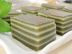 娘惹千层糕-马来西亚肉骨茶汤·招牌螃蟹·烧鸡·呷喱吧吧(海上世界店)