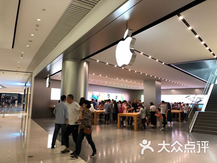 济南恒隆广场apple图片