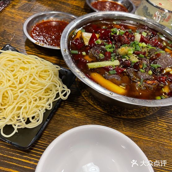 遵义虹桥烤鸡·烧烤(鲁能店)