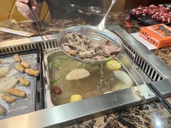 -牛里牛气· 榴莲海鲜鲜牛肉自助火锅·烤肉(横岗店)