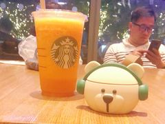 -星巴克臻选(杭州嘉里中心1F店)