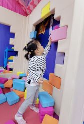 -孩子王童乐园(马群店)