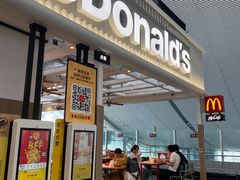 -麦当劳(深圳北站B2检票口楼上)