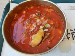 辣牛肉汤-梨花牛肉汤饭(仁恒伊势丹店)