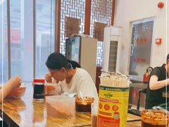 -二钢串叔麻辣烫(华龙大厦店)