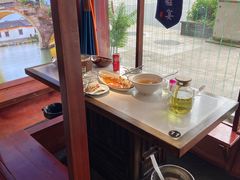 靠窗位-乌记大厨餐厅