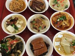 -蓝田九大碗民俗食府(蓝田店)