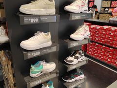 -王府井奥莱临潼小镇(临潼店)