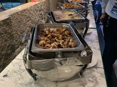 自助取餐区-彩蝶谷美食廊·粤式经典南番顺·铁板烧烤泰风味(广州长隆酒店)