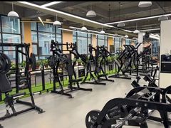 -岩顶健身(玄武店)