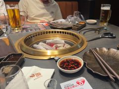 -铭牛烧肉·和牛海鲜自助(高新月牙湖店)
