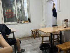 -易毛特色牛肉面(解放碑步行街店)