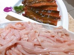 -小天鹅火锅·一线江景洪鼎旗舰店(洪崖洞店)