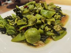 -头上红煨盐鸡·非遗院子餐厅