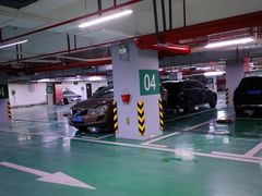 -飞洲国际广场-地下停车库
