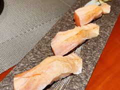 三文鱼腩火燎-乾山寿司(好运街店)