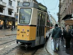 -文艺复兴百货(米兰大教堂广场店)