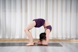 -亚太瑜伽普拉提学院