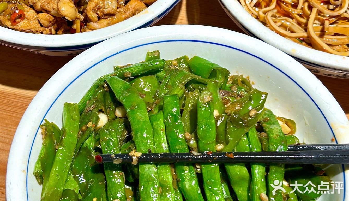 长沙湘菜！确实比笨萝卜还好吃便宜！[流泪]