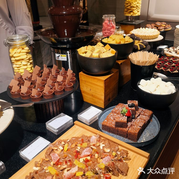 印尼🇮🇩雅加达顶级奢华酒店自助餐体验