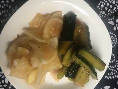 -八两八金·莱芜特色炒鸡(市南漳浦路店)