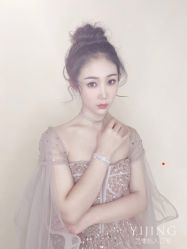 -艺憬婚纱礼服·造型(二七万达店)