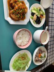 -月之旅·尊 高端月子会所(科馨别墅一店)