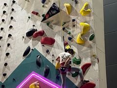 -超极限攀岩馆(六元素店)
