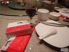 餐巾与碗筷-城南往事济南风味主题餐厅(东环店)