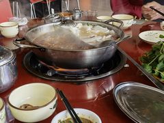 -老石黑山羊毛驴肉火锅(金凯广场店)
