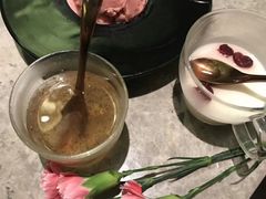 -余欢领鲜火锅(新街口店)