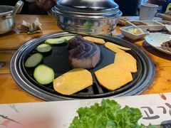 -唯成•韩国炭火烤肉 유성고기