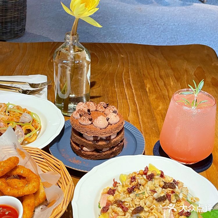 长沙河西梅溪湖浪漫下午茶餐厅🍴